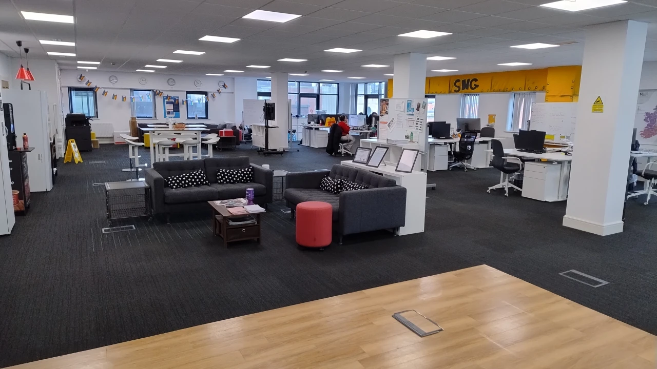 
                        1000044027.jpg, Belfast, BT1 4LS