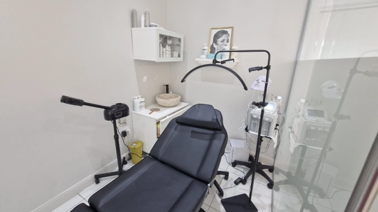 
                        20250430_095746_resized.jpg, Belfast, BT11 9BU