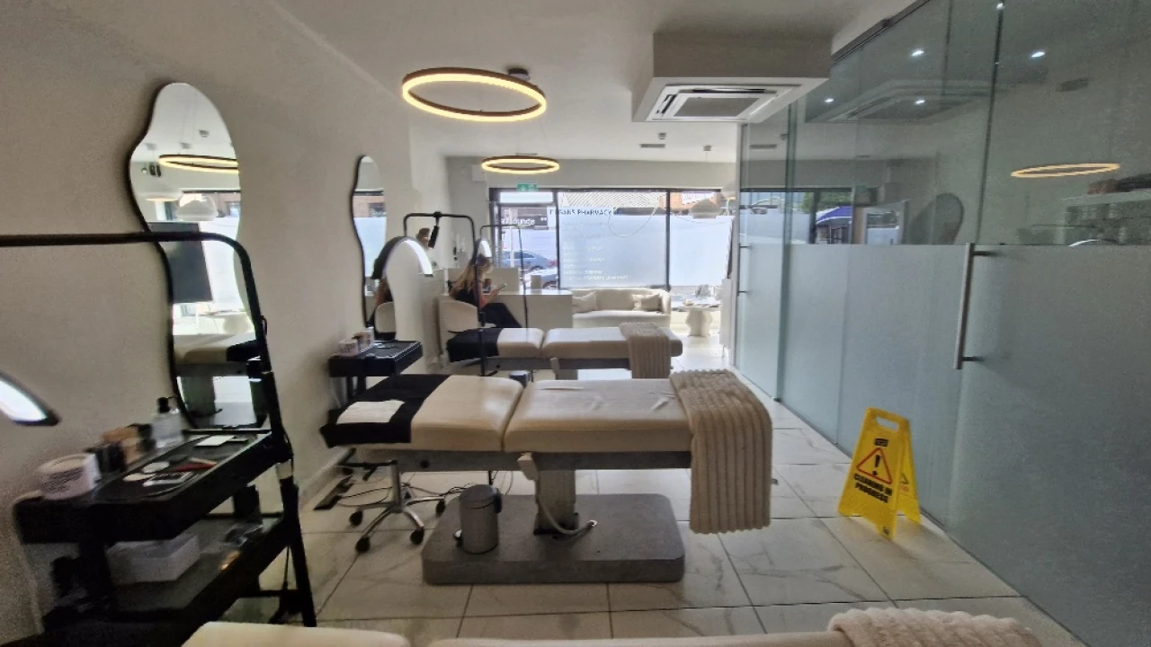 
                        20250430_095755_resized.jpg, Belfast, BT11 9BU