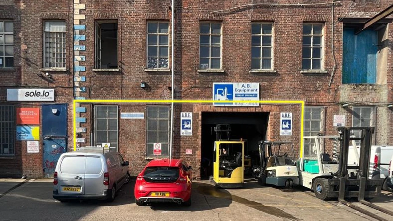 
                        capturefront.JPG, Belfast, BT5 5DX