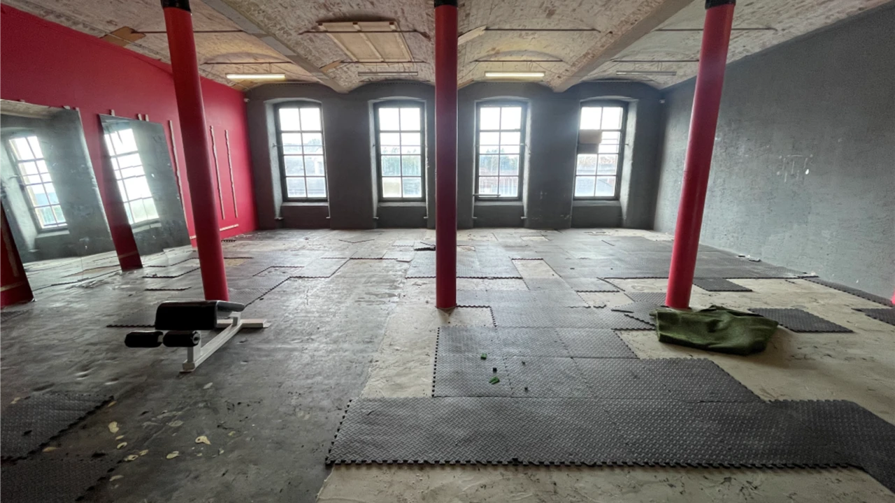 
                        picture2.png, Belfast, BT5 5DX