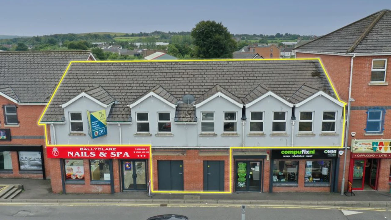 
                        capturefront.JPG, Ballyclare, BT39 9ZJ