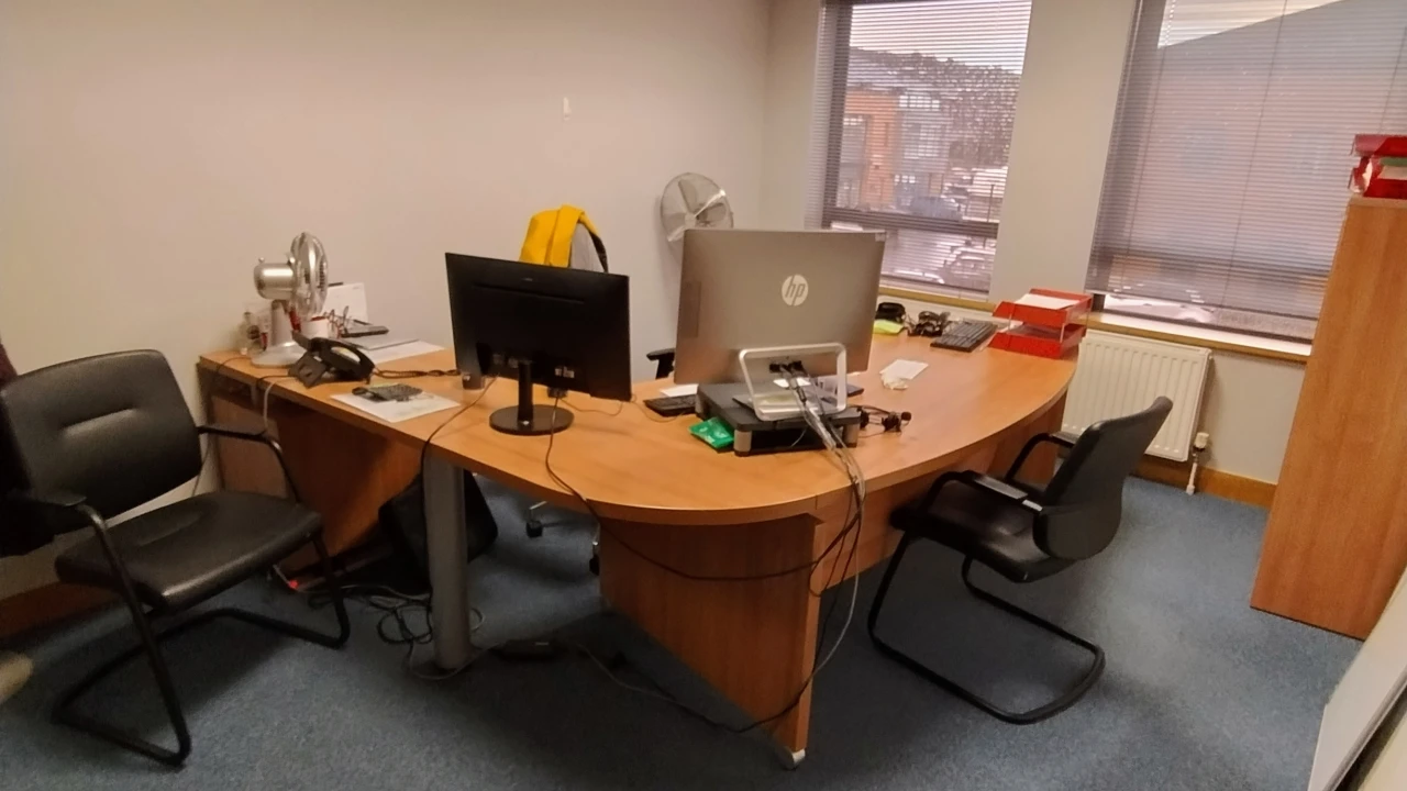 
                        1000026547.jpg, Belfast, BT5 6BQ