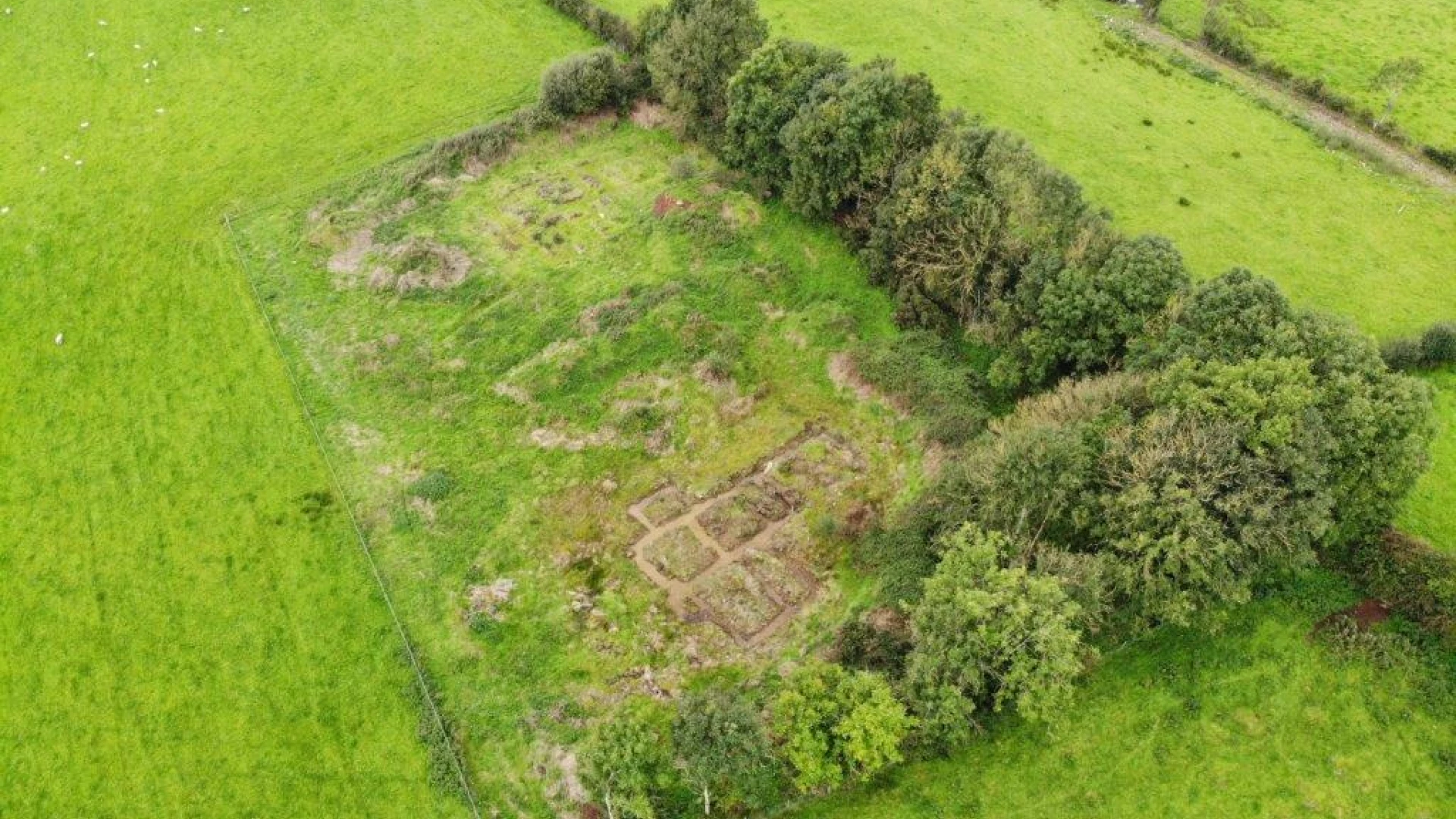 220m SW of 89 Moneydig Road