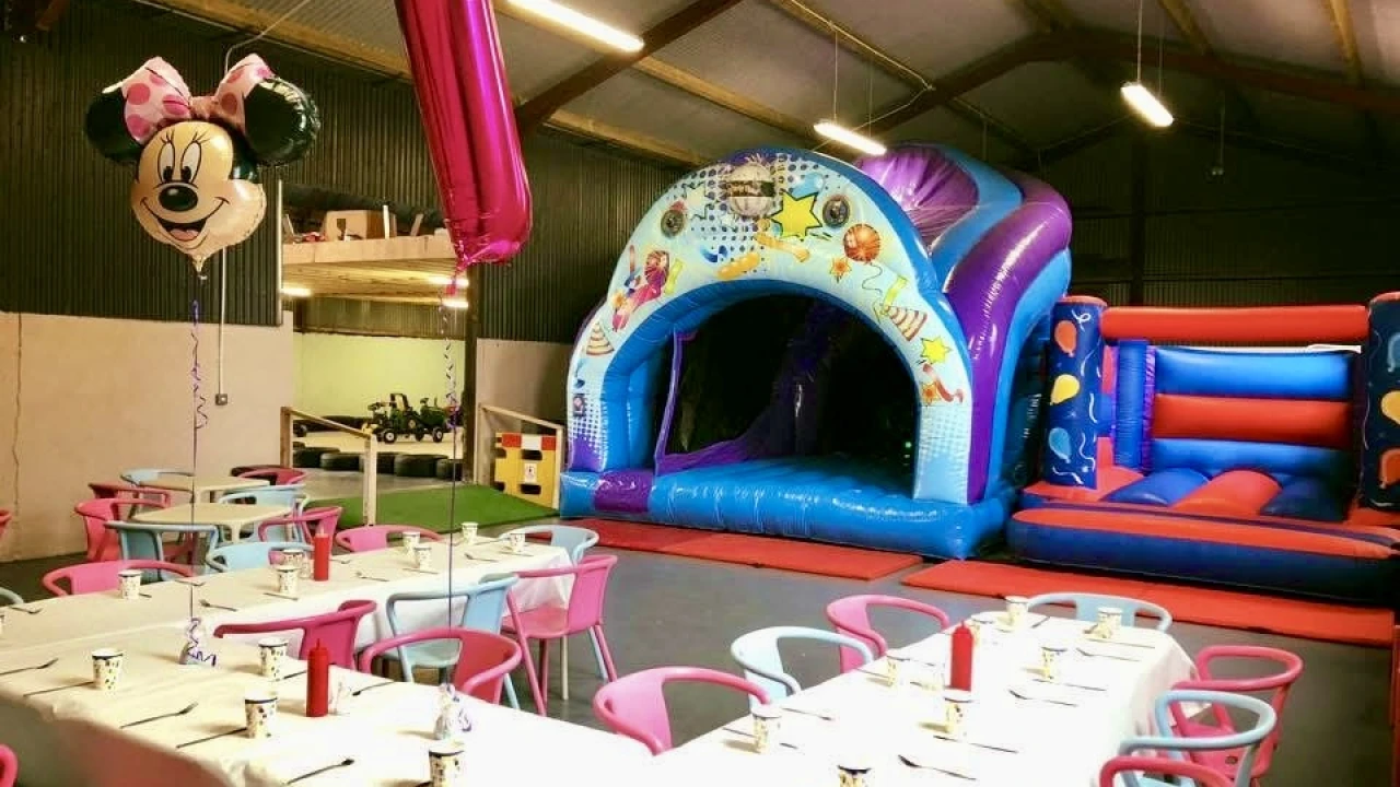 
                        img_6763.jpeg, Feeny, BT47 4TG