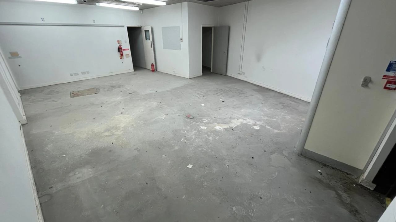 
                        picture5.png, Lisburn, BT28 1DR